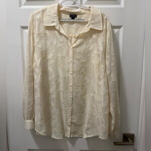 Torrid plus size women’s button up